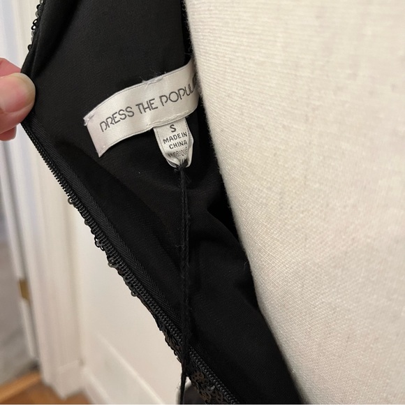 NWT DRESS THE POPULATION Lori Sequin Plunging Chiffon Gown (Small) - Picture 7 of 9